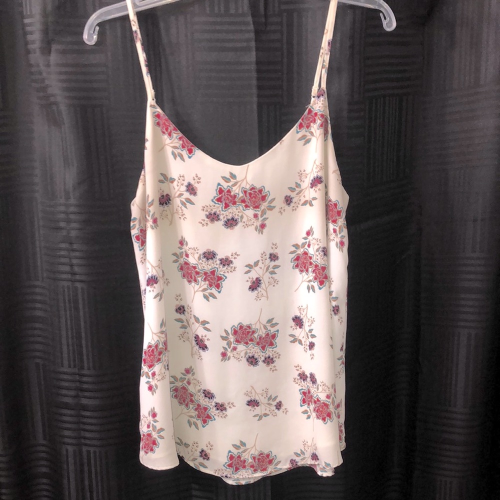 Women’s Top. Size L.